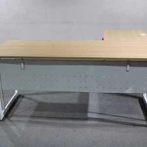EXECUTIVE TABLE DF-8077(72" x 30")